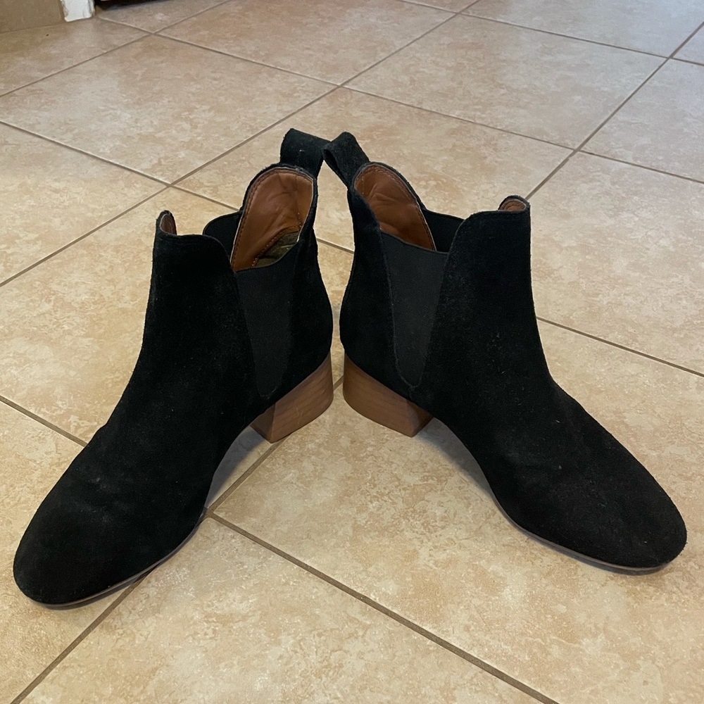 Topshop Chelsea Booties